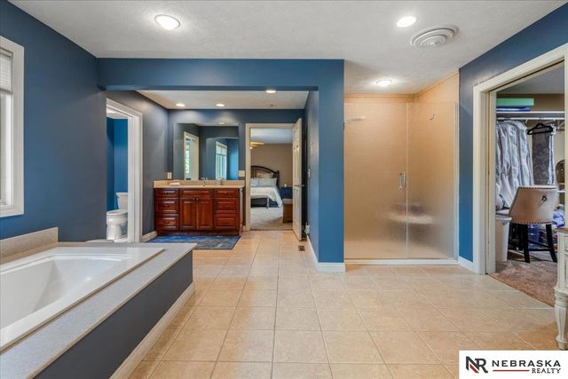 8200 SW 24th Street, Lincoln, NE 68523