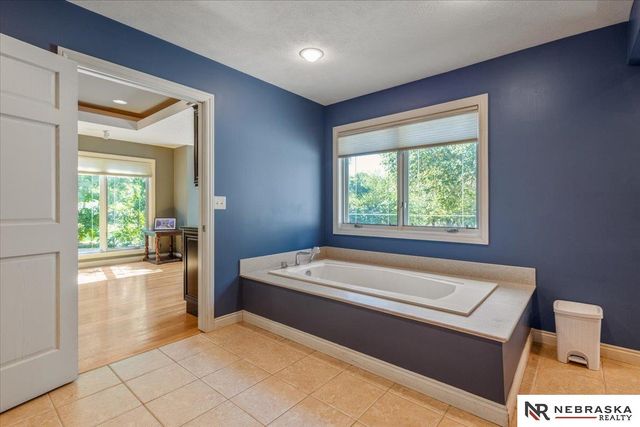 8200 SW 24th Street, Lincoln, NE 68523