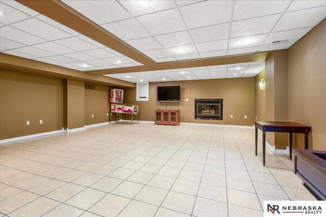 8200 SW 24th Street, Lincoln, NE 68523