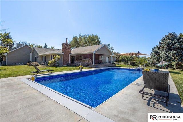 8200 SW 24th Street, Lincoln, NE 68523