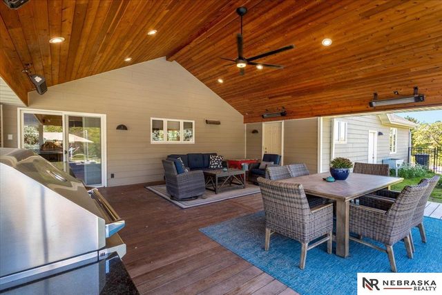 8200 SW 24th Street, Lincoln, NE 68523