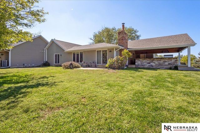 8200 SW 24th Street, Lincoln, NE 68523