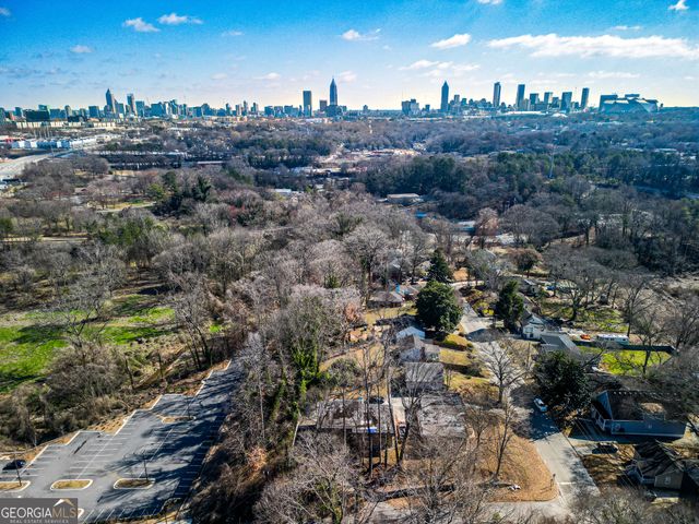 982 Ada Avenue, Atlanta, GA 30318