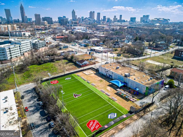 982 Ada Avenue, Atlanta, GA 30318