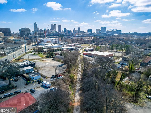 982 Ada Avenue, Atlanta, GA 30318