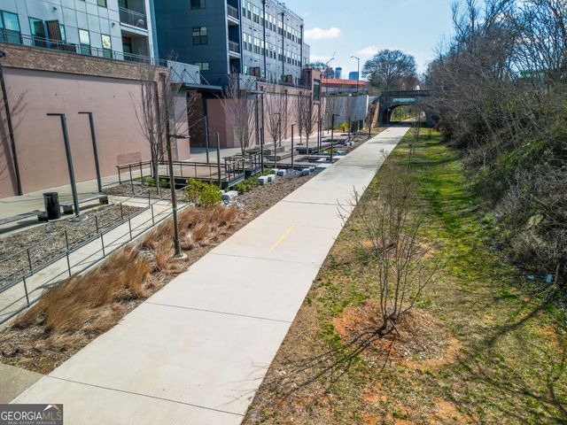 982 Ada Avenue, Atlanta, GA 30318