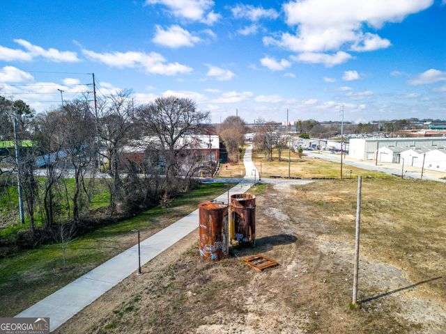 982 Ada Avenue, Atlanta, GA 30318