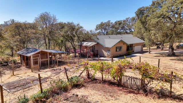 2478 Far Horizon Trl, Pilot Hill, CA 95664
