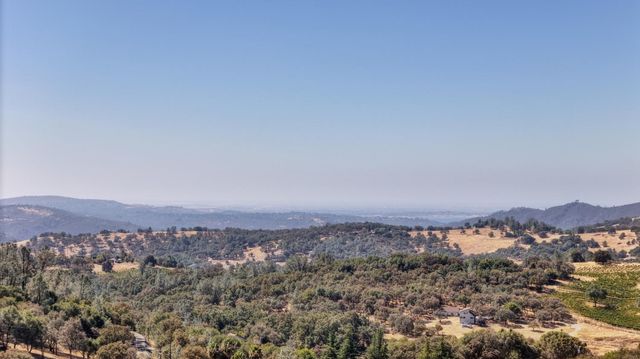 2478 Far Horizon Trl, Pilot Hill, CA 95664