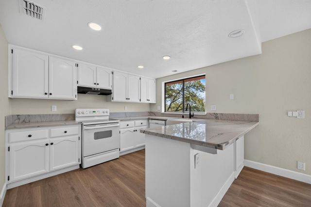 2478 Far Horizon Trl, Pilot Hill, CA 95664