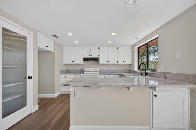 2478 Far Horizon Trl, Pilot Hill, CA 95664