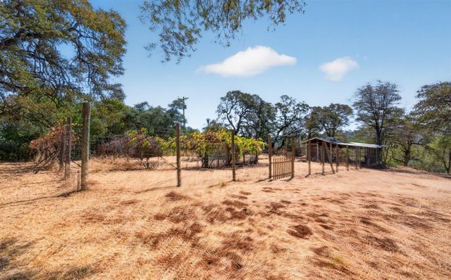 2478 Far Horizon Trl, Pilot Hill, CA 95664