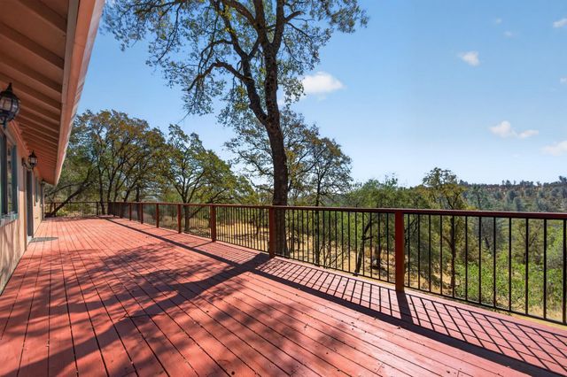 2478 Far Horizon Trl, Pilot Hill, CA 95664