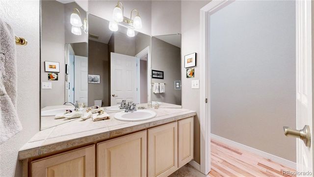 22132 E Quarto Place, Aurora, CO 80016