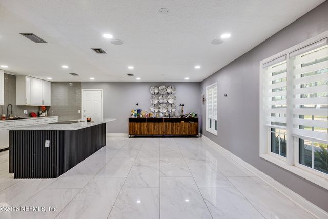 3441 RED OAK Circle E, Orange Park, FL 32073