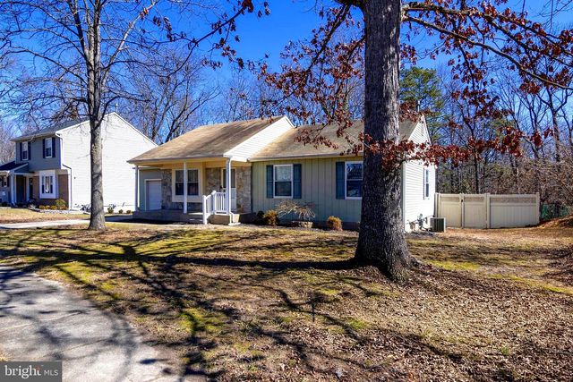 796 RICHMOND DR, Sicklerville, NJ 08081