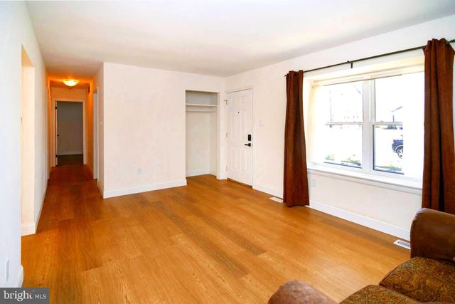 796 RICHMOND DR, Sicklerville, NJ 08081