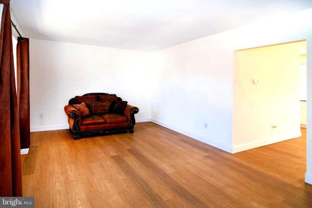 796 RICHMOND DR, Sicklerville, NJ 08081