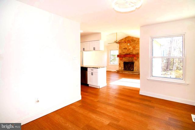 796 RICHMOND DR, Sicklerville, NJ 08081