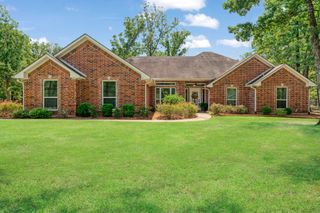 320 County Road 42560, Paris, TX 75462