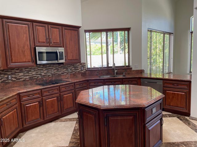 5422 E MURIEL Drive, Scottsdale, AZ 85254