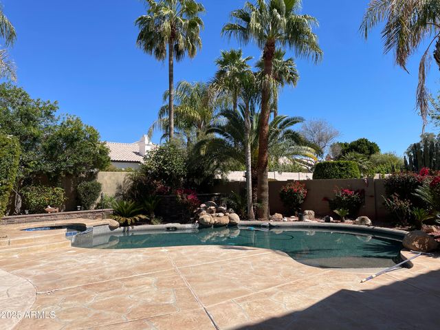 5422 E MURIEL Drive, Scottsdale, AZ 85254