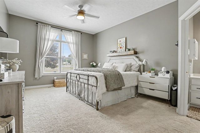 2531 Avalon Woods Drive, Portage, MI 49024