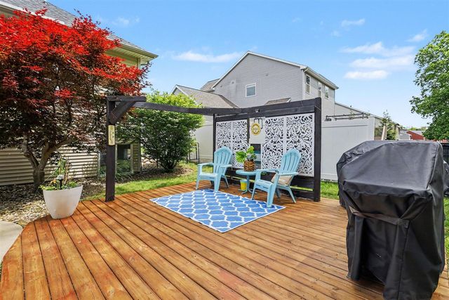 2531 Avalon Woods Drive, Portage, MI 49024