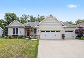 2531 Avalon Woods Drive, Portage, MI 49024
