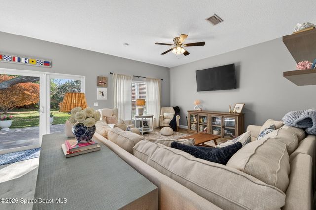 1046 N Tropical Trail, Merritt Island, FL 32953