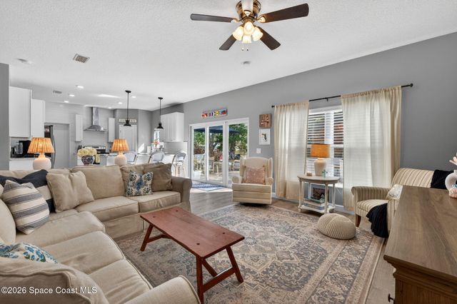 1046 N Tropical Trail, Merritt Island, FL 32953