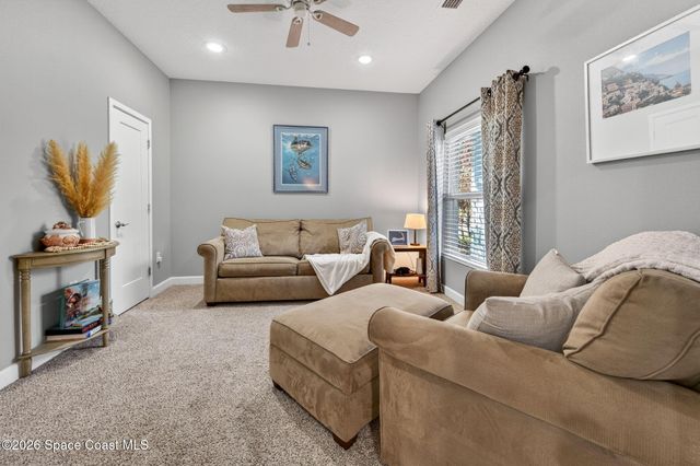 1046 N Tropical Trail, Merritt Island, FL 32953