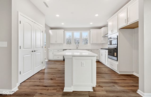 2466 Goldfinger Lane, Westfield, IN 46074