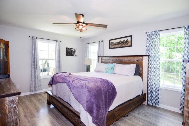 421 Marlin Ln, Westmoreland, TN 37186