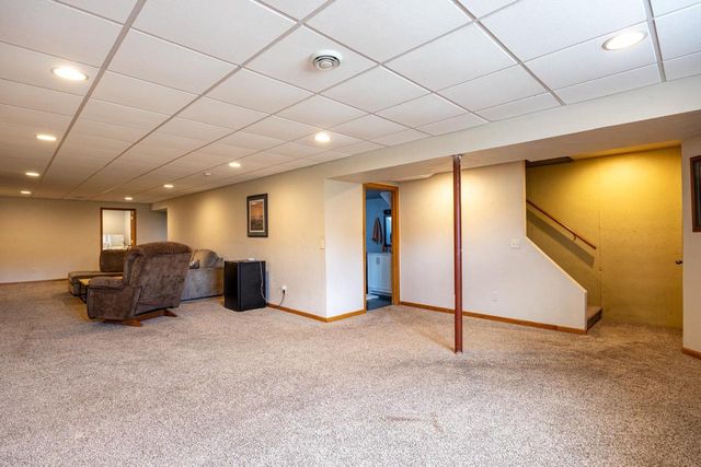 217 HOWARD DRIVE, Hortonville, WI 54944