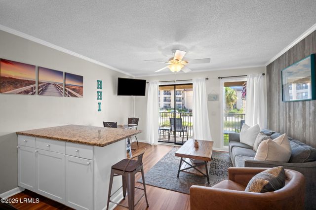 40 Folly Field Rd Apt B114, Hilton Head Island, SC 29928