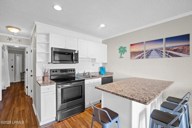 40 Folly Field Rd Apt B114, Hilton Head Island, SC 29928