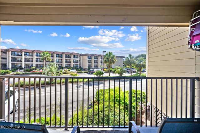 40 Folly Field Rd Apt B114, Hilton Head Island, SC 29928