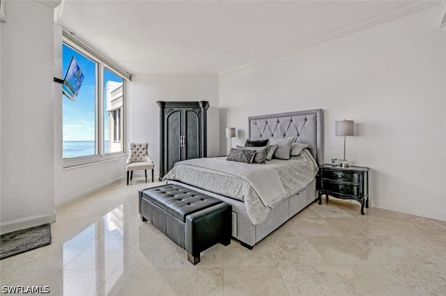 7117 Pelican Bay BLVD 1903, Naples, FL 34108