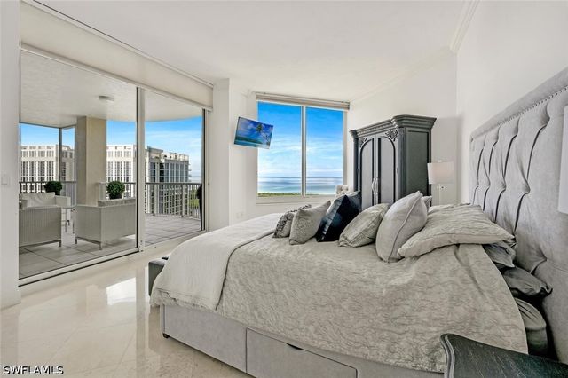 7117 Pelican Bay BLVD 1903, Naples, FL 34108