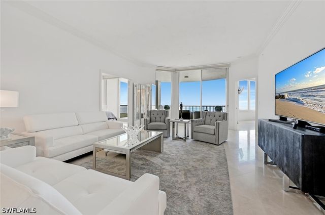 7117 Pelican Bay BLVD 1903, Naples, FL 34108