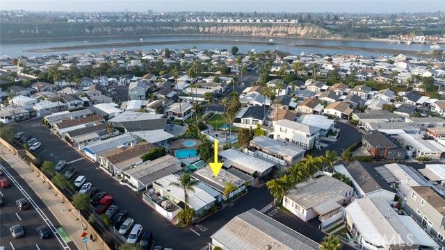 307 Lexinton Circle, Newport Beach, CA 92660