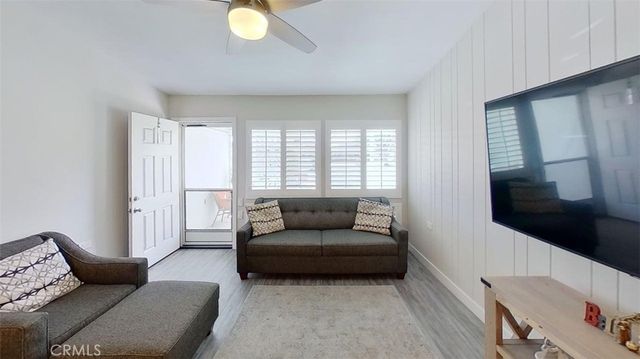 13721 Alderwood Lane 28 E M3, Seal Beach, CA 90740