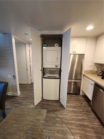 13721 Alderwood Lane 28 E M3, Seal Beach, CA 90740