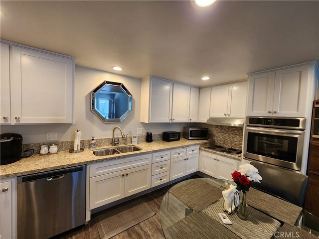 13721 Alderwood Lane 28 E M3, Seal Beach, CA 90740