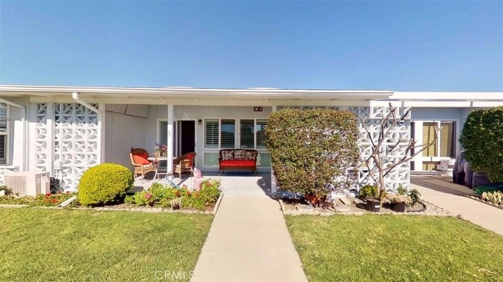 13721 Alderwood Lane 28 E M3, Seal Beach, CA 90740