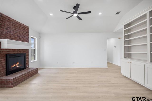 15522 FM 849, Lindale, TX 75771