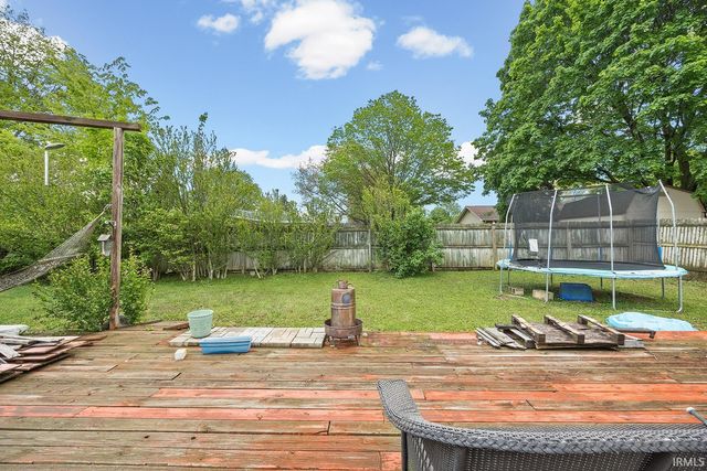 907 Woodmere Drive, Lafayette, IN 47905