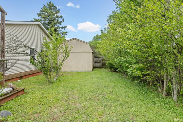 907 Woodmere Drive, Lafayette, IN 47905