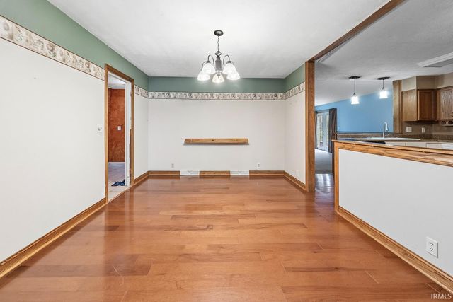 907 Woodmere Drive, Lafayette, IN 47905